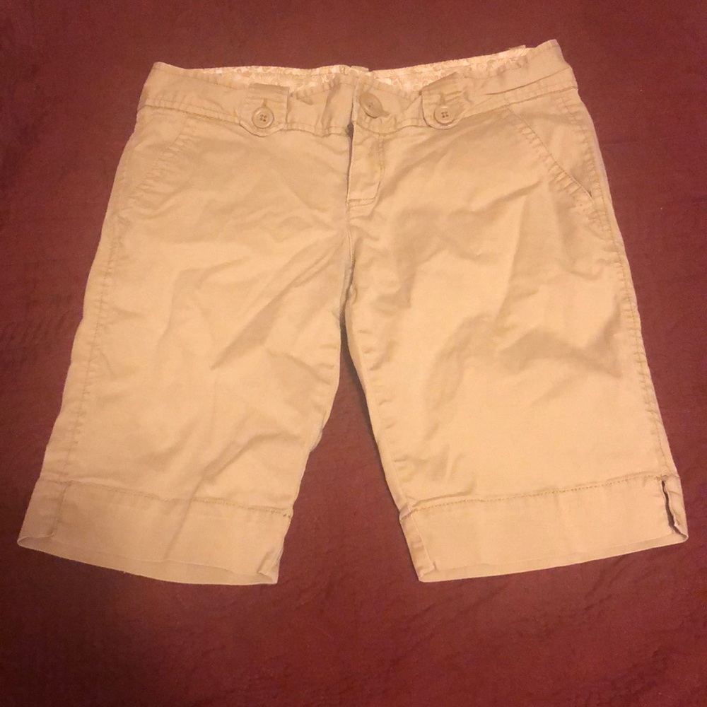 Aèropostale Khaki Shorts